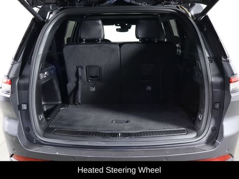 Used 2024 Jeep Grand Cherokee L Altitude RWD image 18