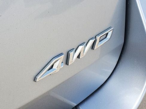 Used 2022 Ford Explorer XLT w/ Equipment Group 202A AWD/4WD image 29