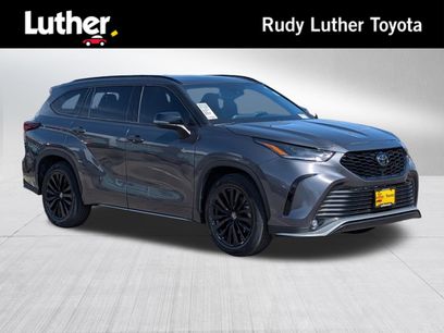 Certified 2025 Toyota Highlander XSE