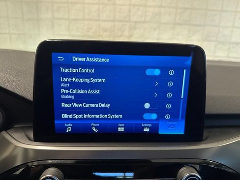 Used 2023 Ford Escape AWD image 32