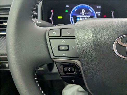 New 2026 Toyota Camry SE FWD image 12