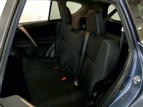 Used 2013 Toyota RAV4 XLE image 21