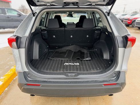 Used 2023 Toyota RAV4 LE image 21