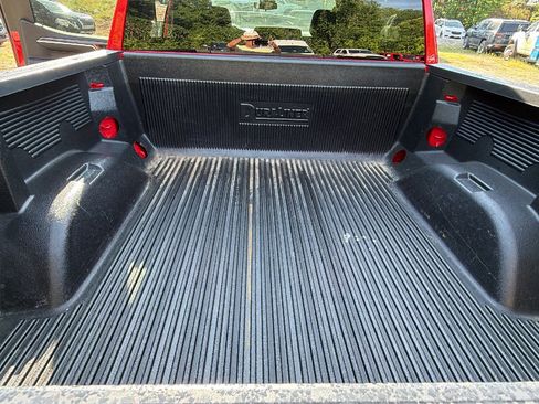 Used 2023 GMC Sierra 1500 SLE AWD/4WD image 13