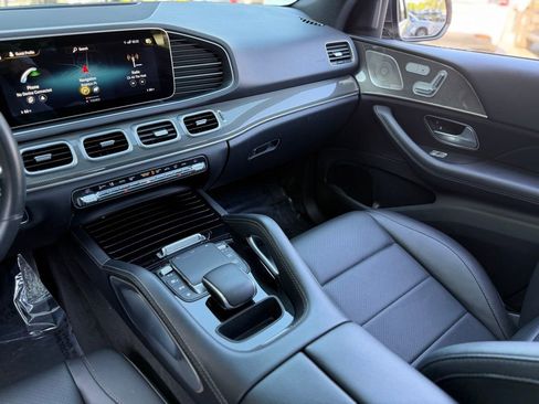 Used 2023 Mercedes-Benz GLE 350 w/ AMG Line Exterior image 43