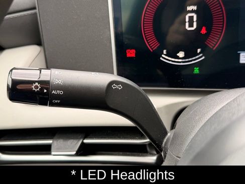 Certified 2025 Hyundai Tucson SEL AWD/4WD image 26