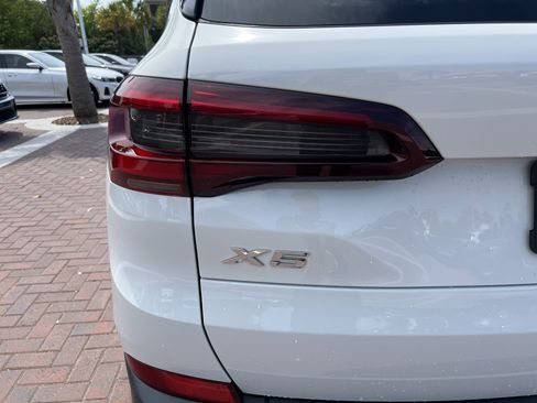 Used 2021 BMW X5 sDrive40i w/ Premium Package 2 RWD image 43