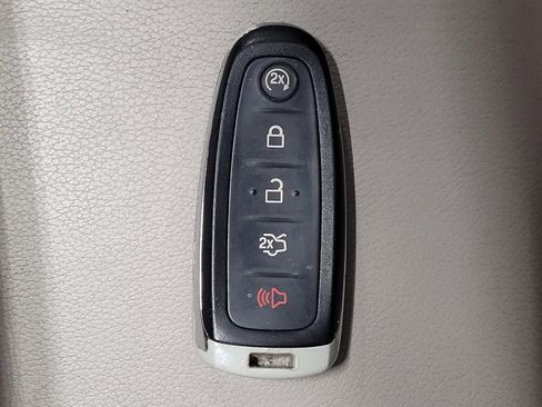 Used 2014 Ford Escape Titanium image 32