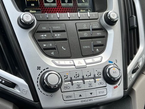 Used 2014 GMC Terrain SLE FWD image 21