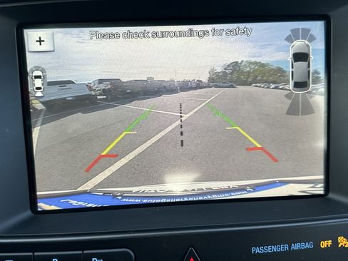 Used 2017 Ford Explorer Limited w/ Equipment Group 301A image 32