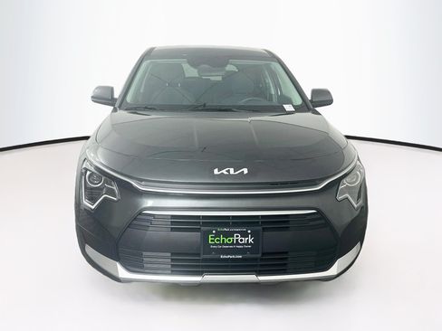 Used 2026 Kia Niro LX FWD image 2