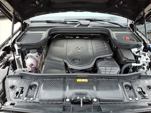 New 2026 Mercedes-Benz GLS 450 4MATIC image 12