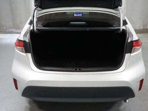 Certified 2024 Toyota Corolla LE FWD image 31