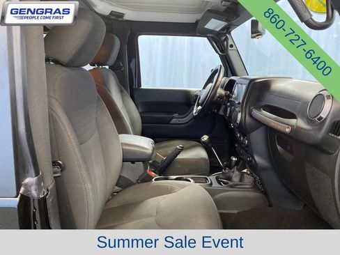Used 2017 Jeep Wrangler Sport AWD/4WD image 34