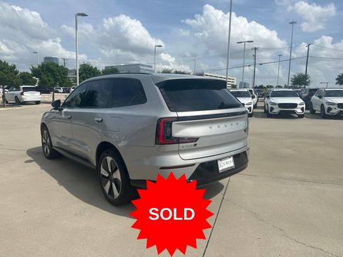 Certified 2025 Volvo EX90 Plus AWD/4WD image 11