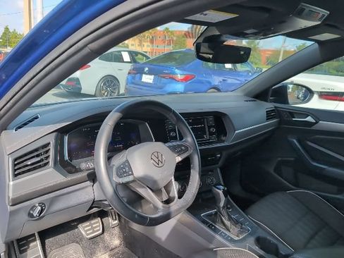 Used 2023 Volkswagen Jetta Sport FWD image 8