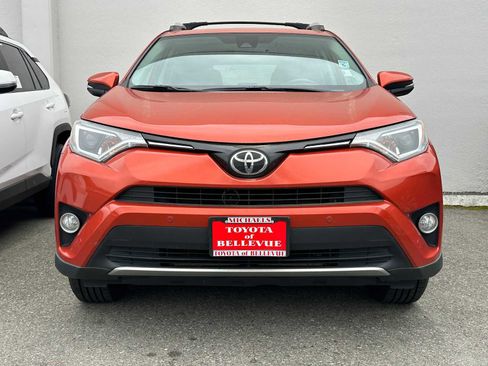 Used 2016 Toyota RAV4 XLE w/ Convenience Package image 2