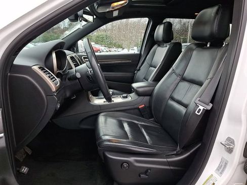 Used 2015 Jeep Grand Cherokee Limited image 16
