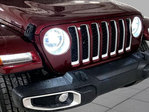 Used 2021 Jeep Wrangler Unlimited Sahara w/ Safety Group AWD/4WD image 29
