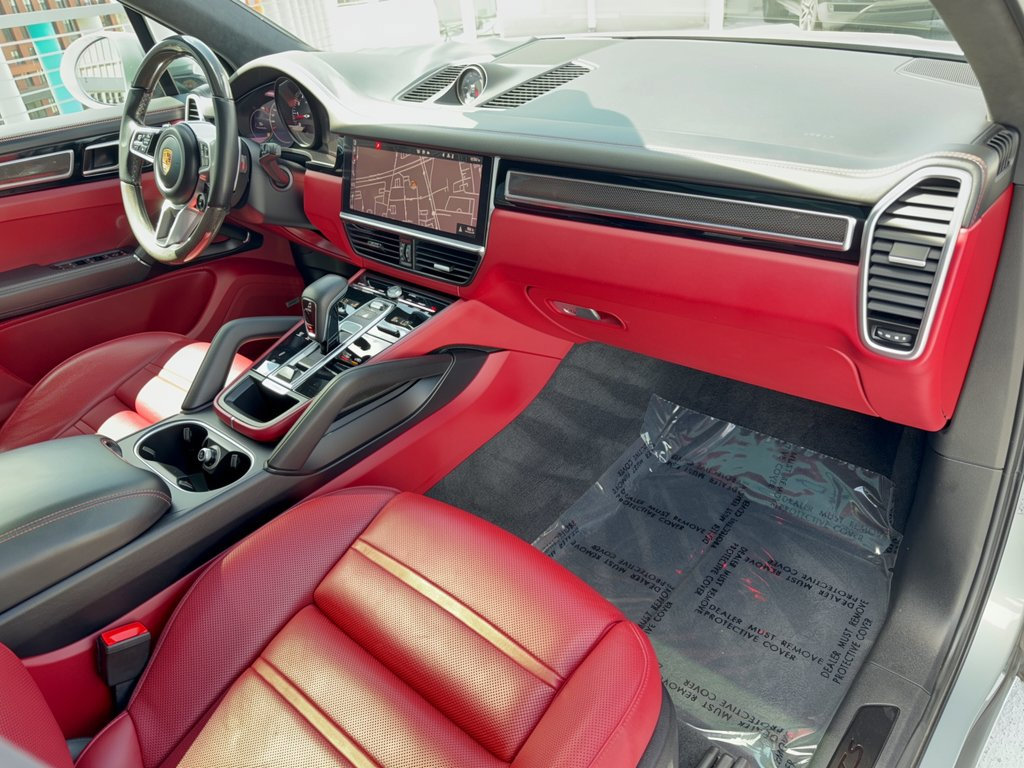 Certified 2021 Porsche Cayenne GTS AWD/4WD image 31
