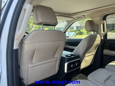 Certified 2024 Ford Expedition Max Limited AWD/4WD image 23