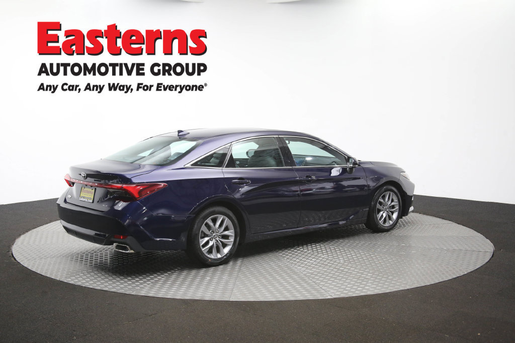 Used 2022 Toyota Avalon XLE w/ Moonroof Package FWD image 44