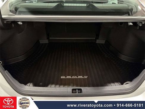 Certified 2020 Toyota Camry XLE image 18