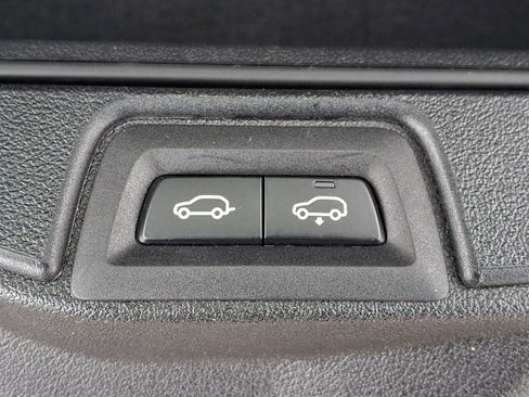 Used 2020 BMW X7 xDrive40i w/ Executive Package AWD/4WD image 39