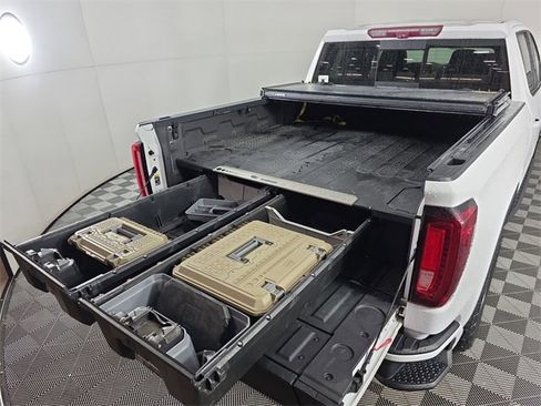 Used 2021 GMC Sierra 1500 AT4 w/ AT4 Premium Package image 12