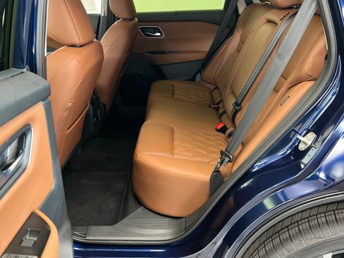 New 2026 Nissan Rogue Platinum AWD/4WD image 22