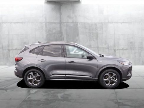 Certified 2024 Ford Escape ST-Line image 5