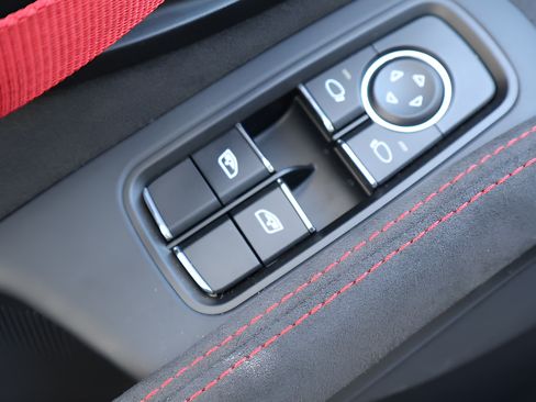 Used 2024 Porsche 718 Boxster Spyder RS RWD image 12