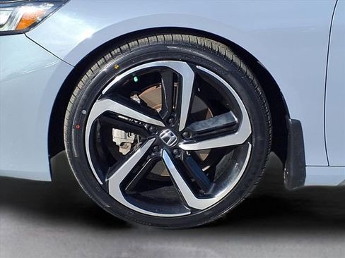 Used 2021 Honda Accord Sport Special Edition image 12