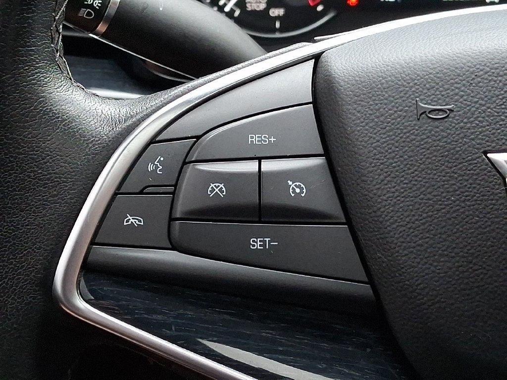 Certified 2024 Cadillac XT5 Premium Luxury AWD/4WD image 25