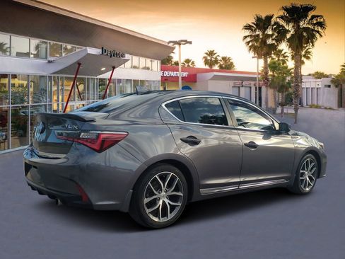Used 2021 Acura ILX w/ Premium Package image 3