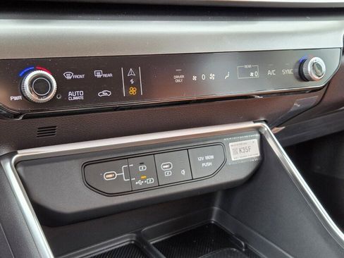 New 2026 Kia Carnival SX Prestige image 15