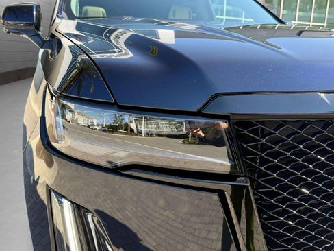 Used 2024 Cadillac Escalade ESV Sport Platinum w/ Heavy-Duty Trailer Package image 21