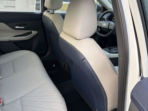 New 2026 Nissan Sentra SL w/ Floor Mat Package FWD image 27