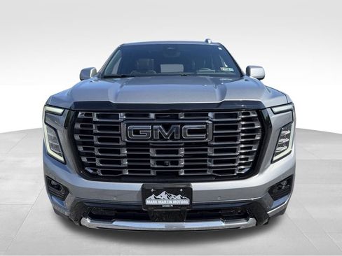Used 2025 GMC Yukon Denali Ultimate AWD/4WD image 33