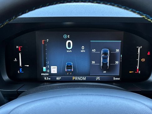 New 2026 Ford Maverick Lobo AWD/4WD image 23