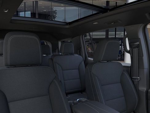 New 2026 Chevrolet Traverse LT w/ Enhanced Driving Package image 24