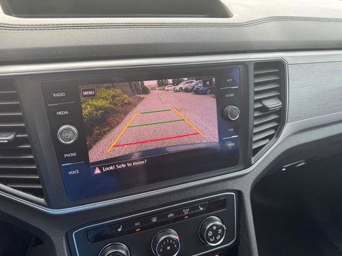 Used 2018 Volkswagen Atlas SE image 18