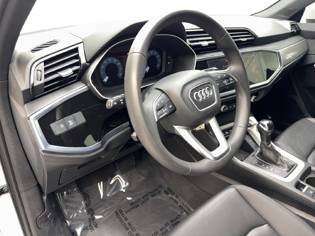 Used 2025 Audi Q3 2.0T Premium AWD/4WD image 53