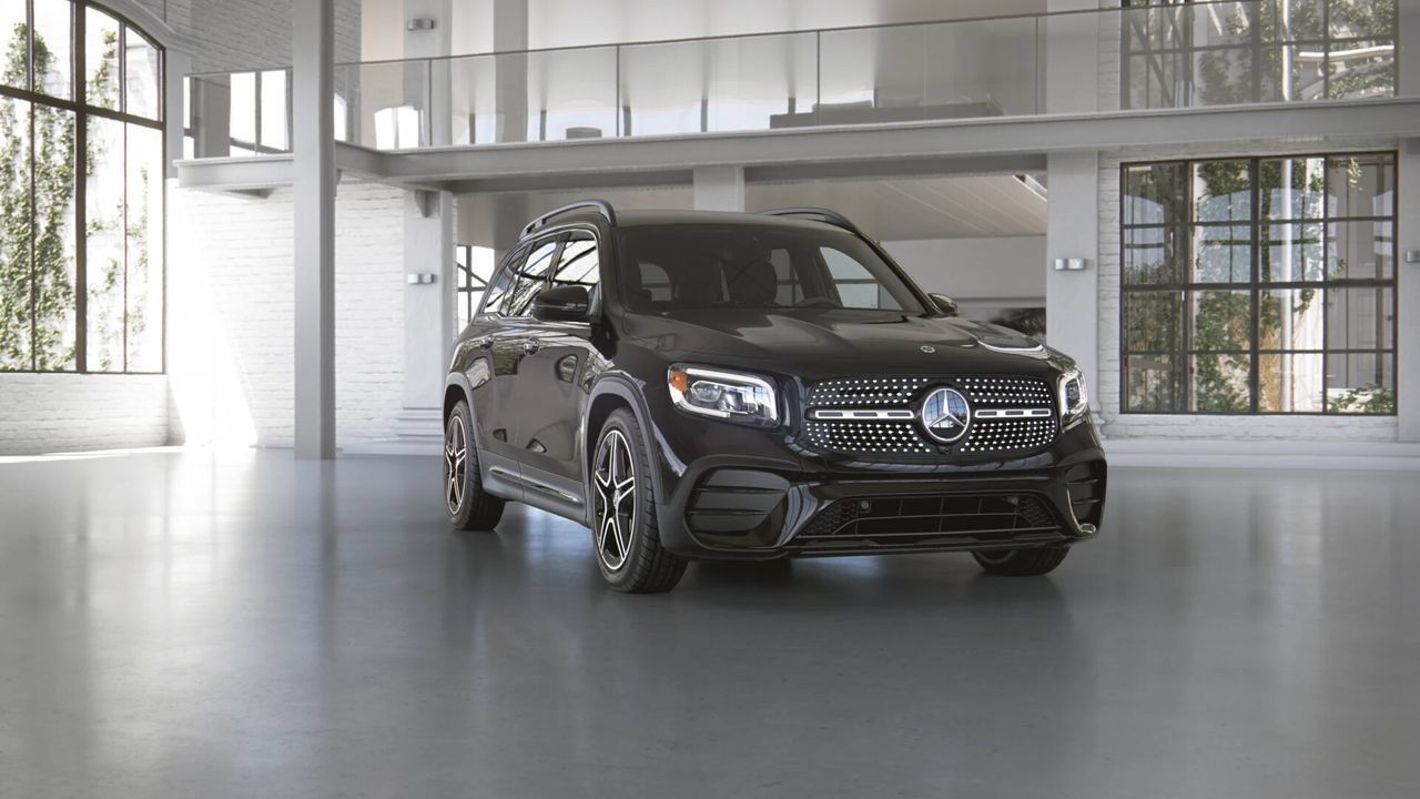 Certified 2023 Mercedes-Benz GLB 250 image 9