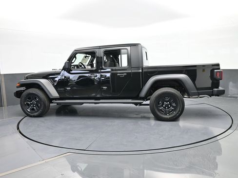 New 2026 Jeep Gladiator Sport image 3