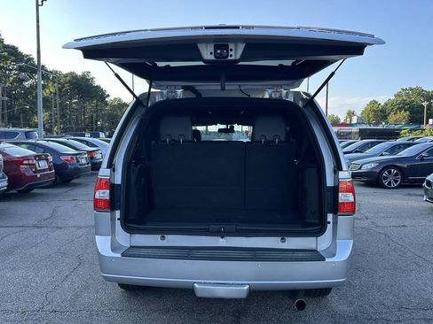 Used 2010 Lincoln Navigator 4WD image 14