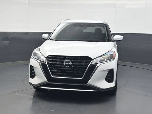 Used 2024 Nissan Kicks SV FWD image 13