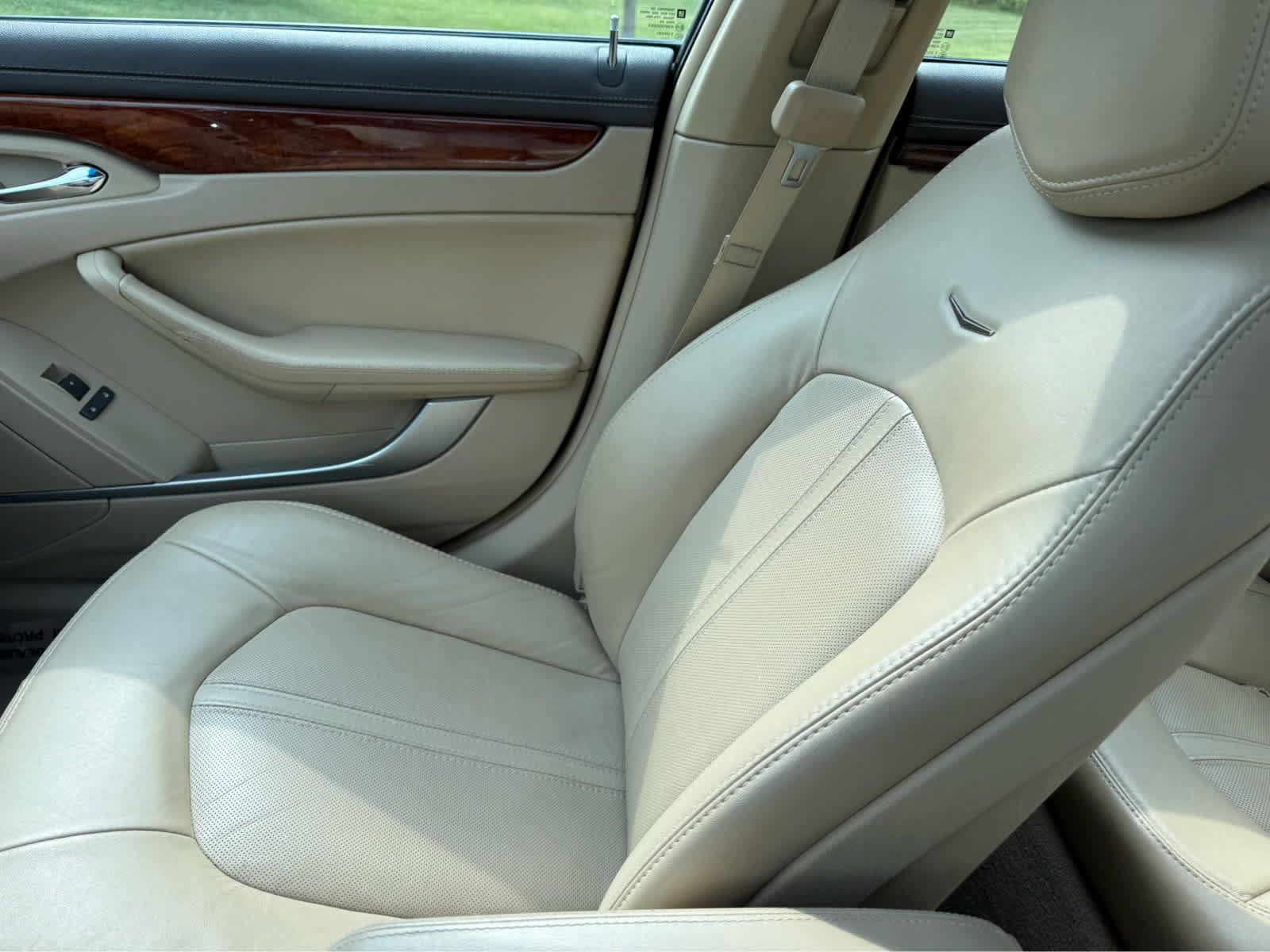Used 2012 Cadillac CTS Luxury AWD/4WD image 23