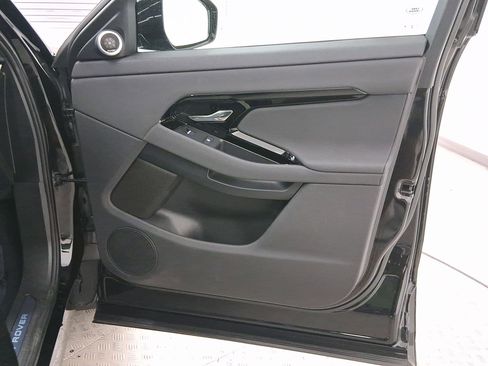 Certified 2025 Land Rover Range Rover Evoque Dynamic SE AWD/4WD image 34