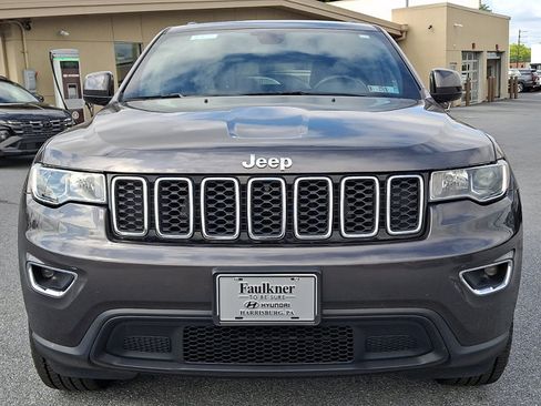 Used 2021 Jeep Grand Cherokee Laredo w/ Security & Convenience Group AWD/4WD image 2